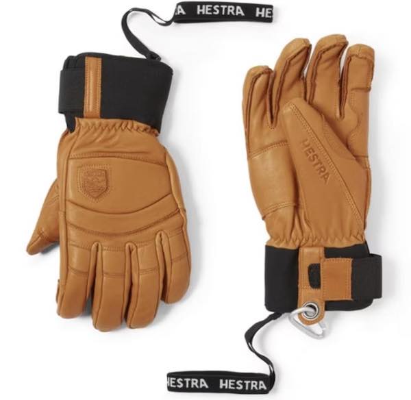 Best Winter Gloves for Extreme Cold