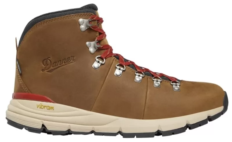 best hiking boots for men: Danner Mountain 600 Leaf GORE-TEX Hiking Boots